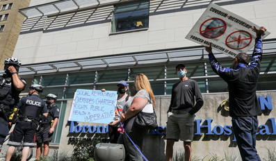 Anti-vaccine Protesters outside Toronto General Hospital